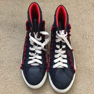 Tory Burch Ruffle Sneaker